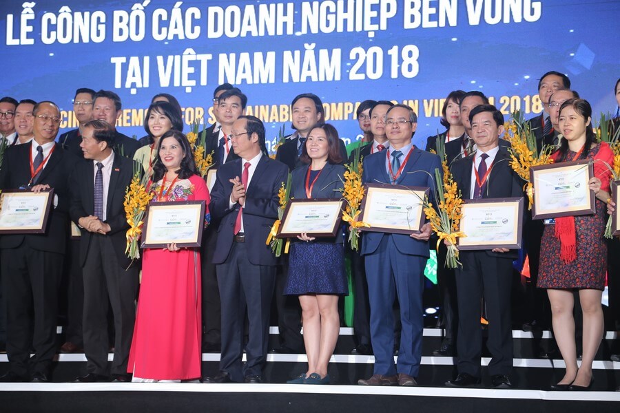 Imexpharm được vinh danh Top 100 Doanh nghiệp Bền Vững 2018
