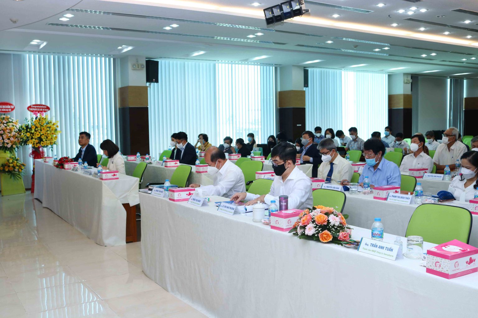 Không khí trang trọng tại hội trường Đại hội cổ đông thường niên Imexpharm 2022 Không khí trang trọng tại hội trường Đại hội cổ đông thường niên Imexpharm 2022
