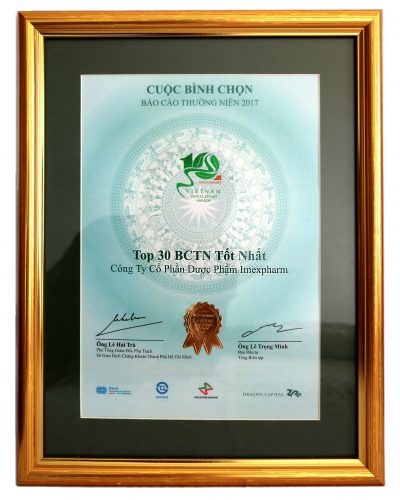 Giải thưởng “Top 30 Báo cáo Thường niên Tốt nhất năm 2017” được trao cho Imexpharm.