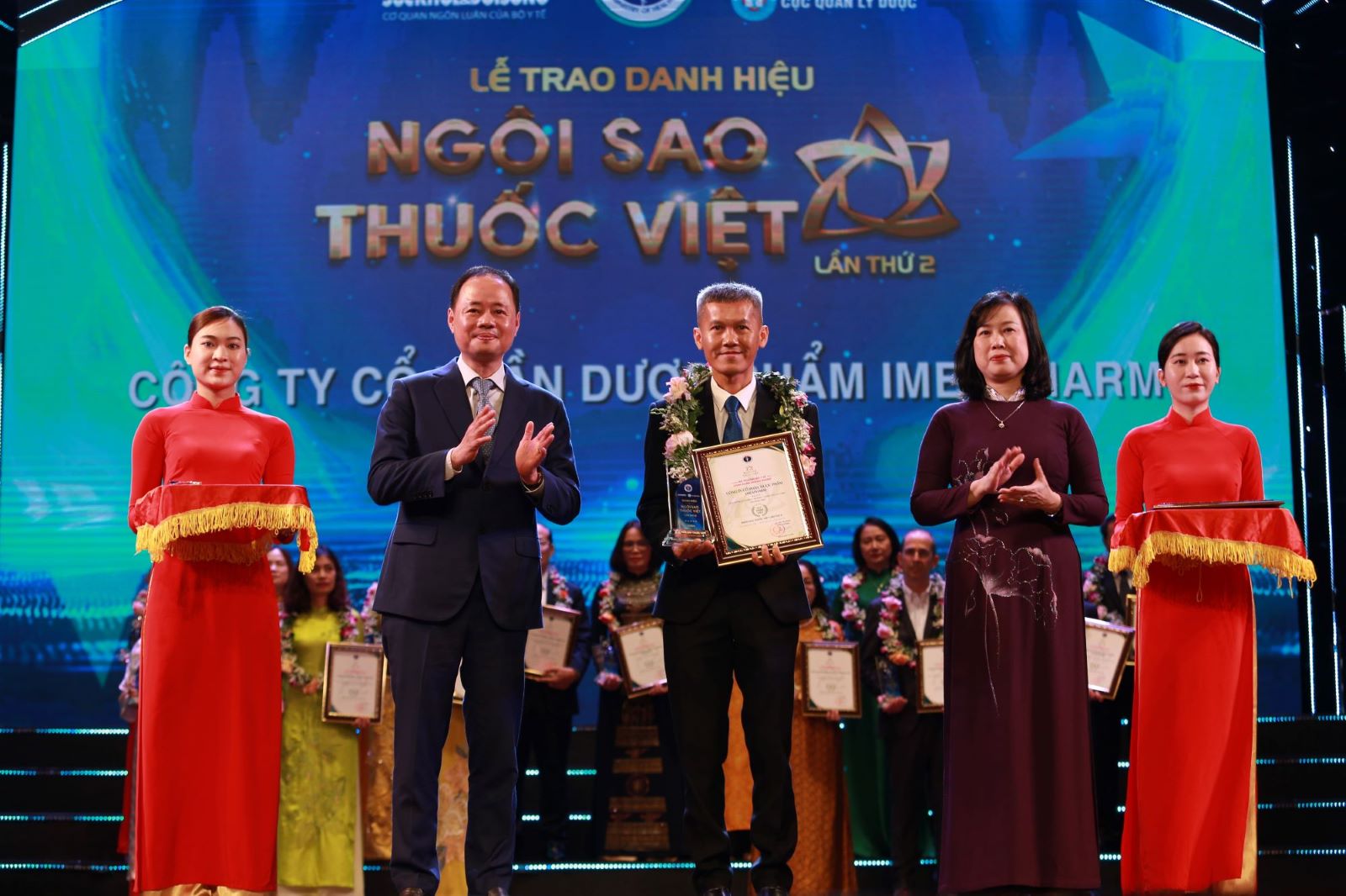 Lễ trao giải Ngôi Sao Thuốc Việt lần thứ 2, khẳng định vị thế nhà máy dược EU-GMP hàng đầu tại Việt Nam