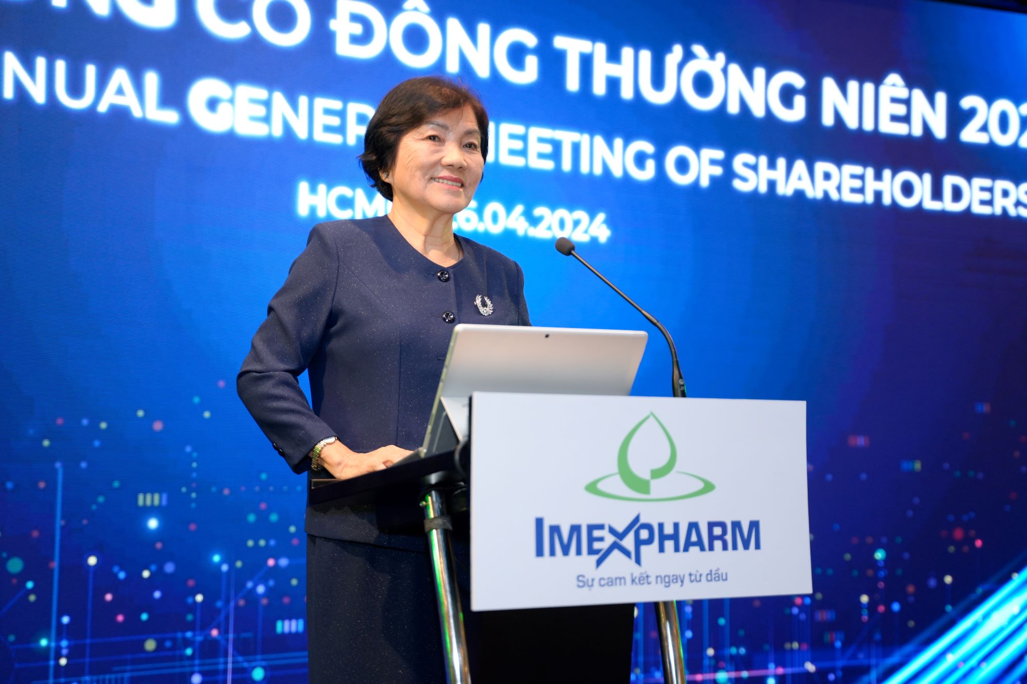 Lãnh đạo Imexpharm phát biểu định hướng chiến lược tại Đại hội cổ đông thường niên năm 2024