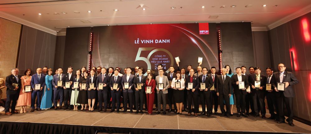 Toàn cảnh lễ vinh danh Top 50 Công ty Kinh doanh Hiệu quả nhất Việt Nam 2024 Toàn cảnh lễ vinh danh Top 50 Công ty Kinh doanh Hiệu quả nhất Việt Nam 2024